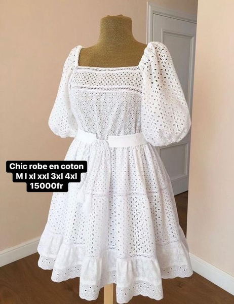 robe brodée