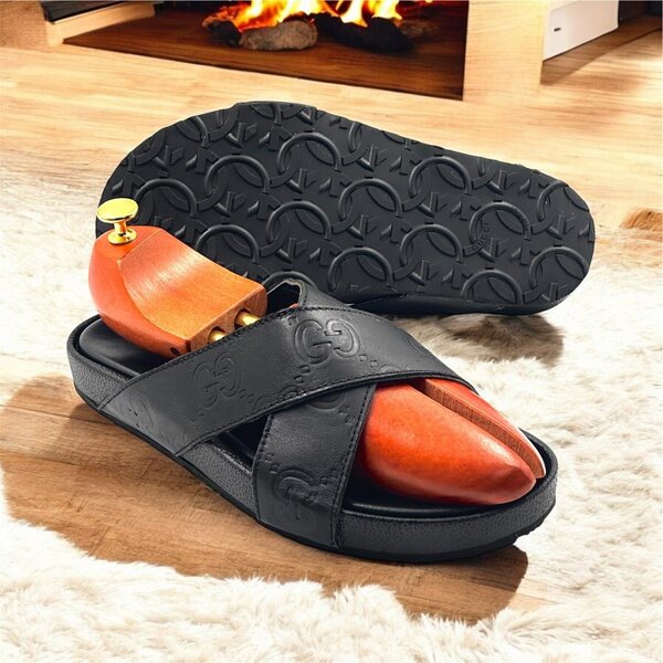 QUALITY SLIPPERS