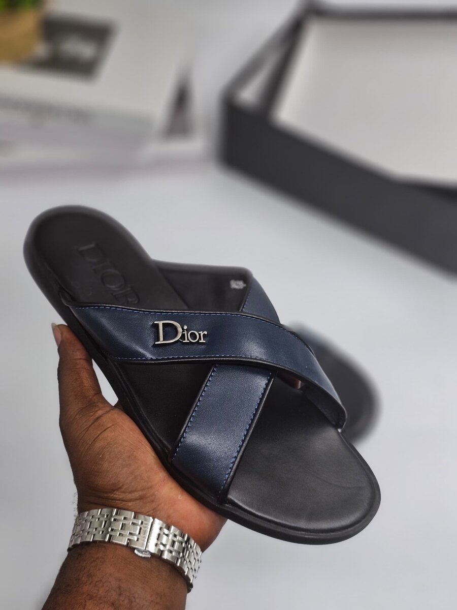 Men slippers
