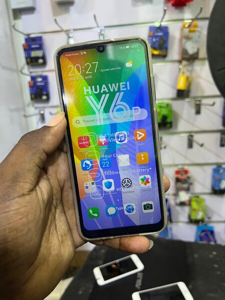 Huawei y6p 64 giga 4 giga ram