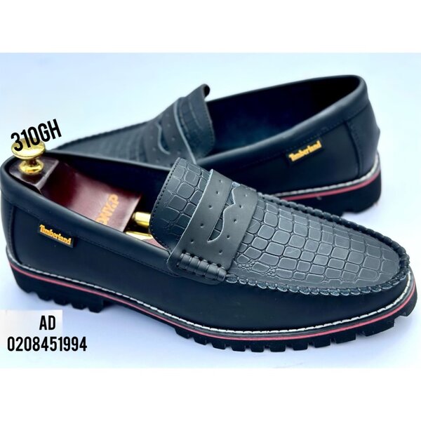 Shoe