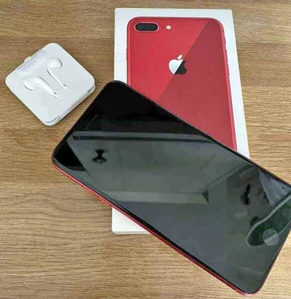 iPhone 8 Plus