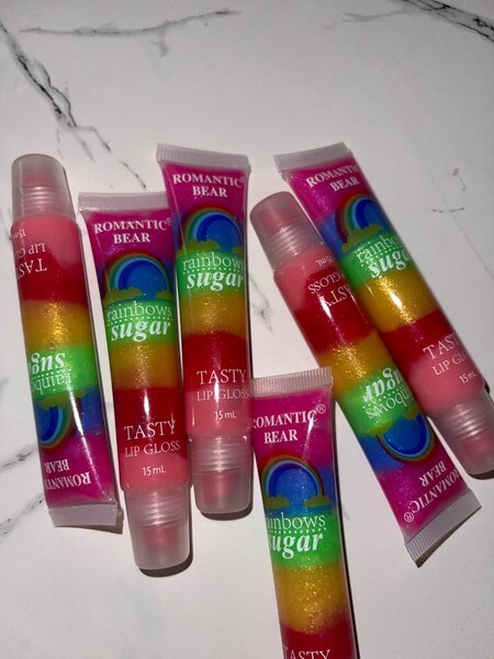 Lip gloss
