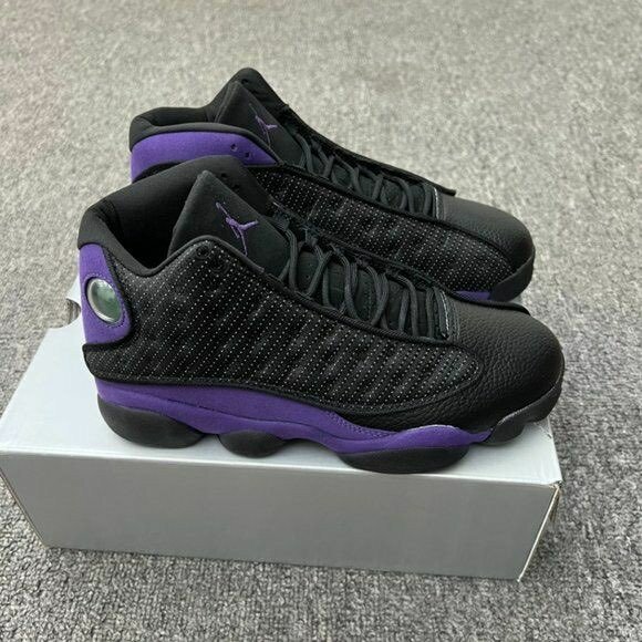 JORDAN RETRO 13
