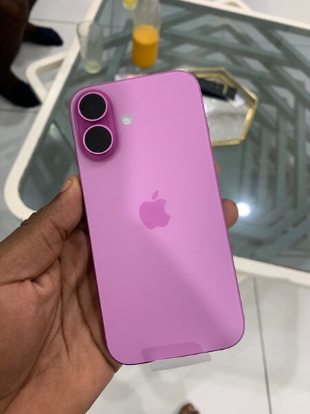 iPhone 16
