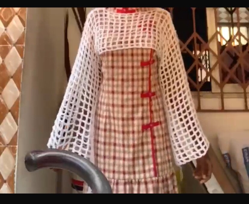Tunique à carreaux avec surchemise
