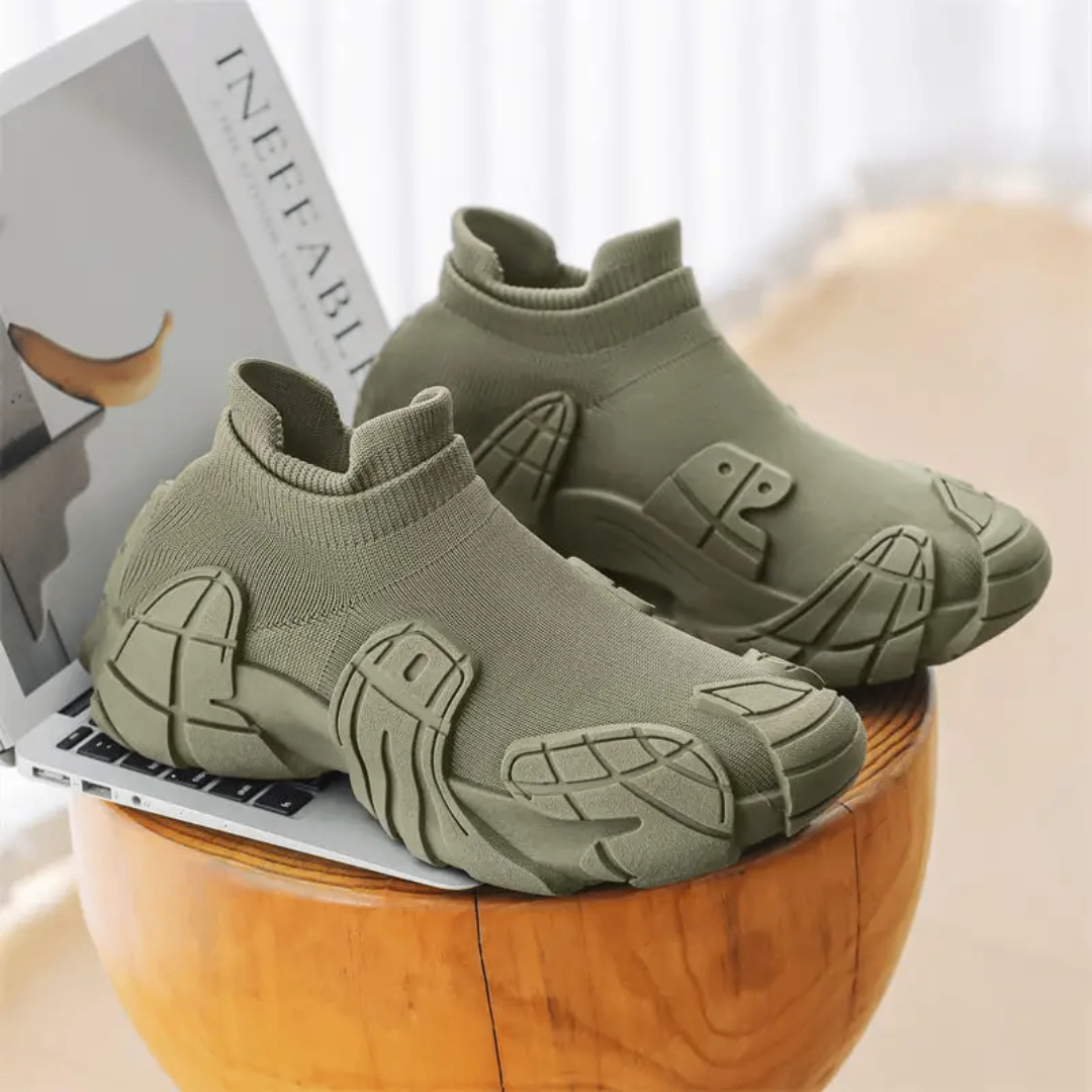 Chaussures de sport futuristes
