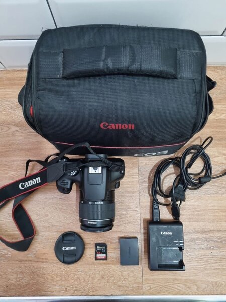 Canon EOS 3000D Kit DSLR