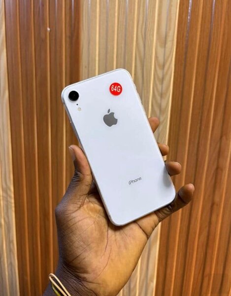 iPhone XR