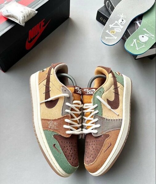 AIR JORDAN 1 LOW - OG ZION WILLIAMSON VOODOO( avec carton )