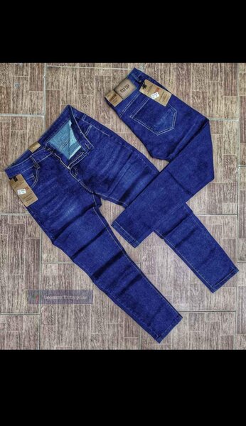 Plane jeans