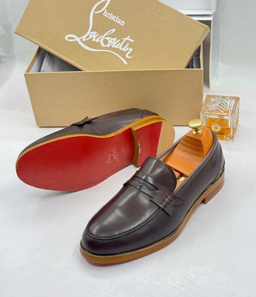 Solid Leather shoes