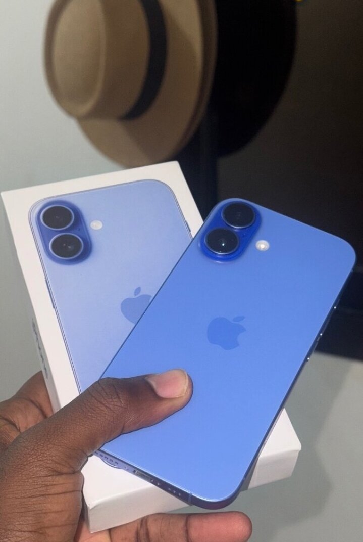iPhone 16 Bleu 128Go Neuf