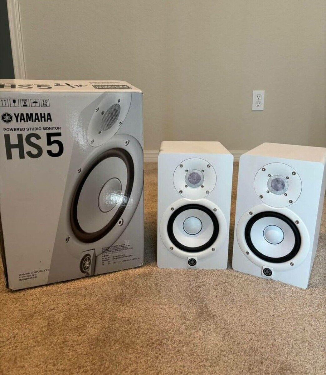 Yamaha Hs 5 studio monitor
