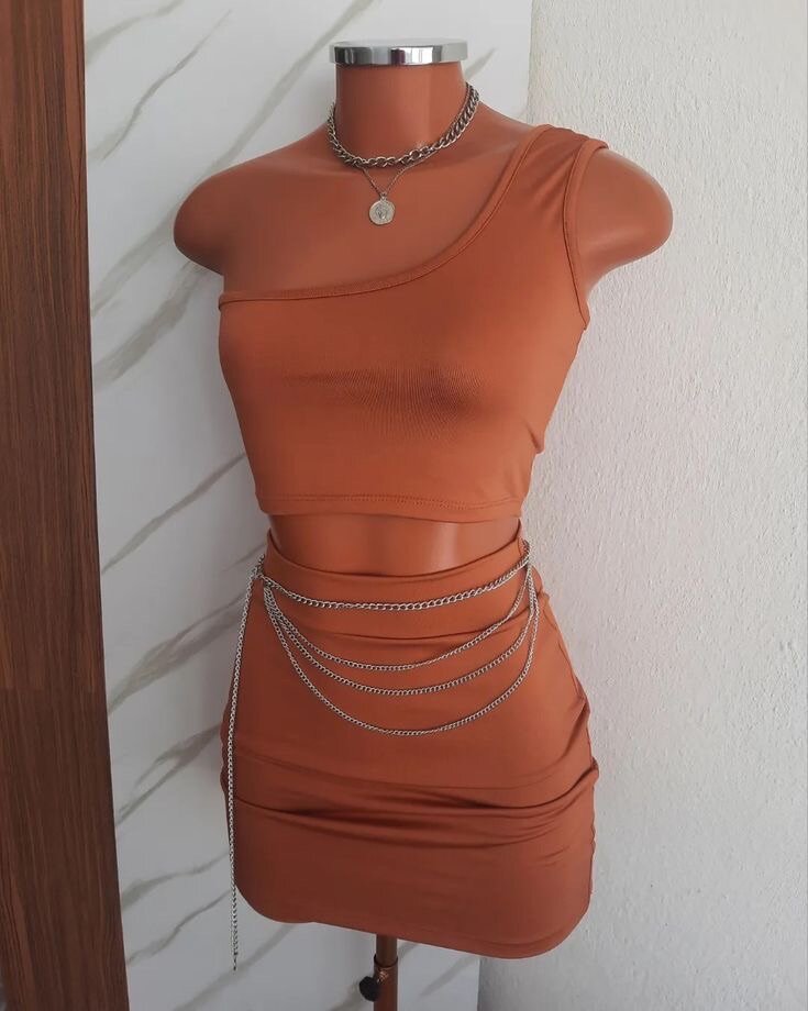 Straight dress