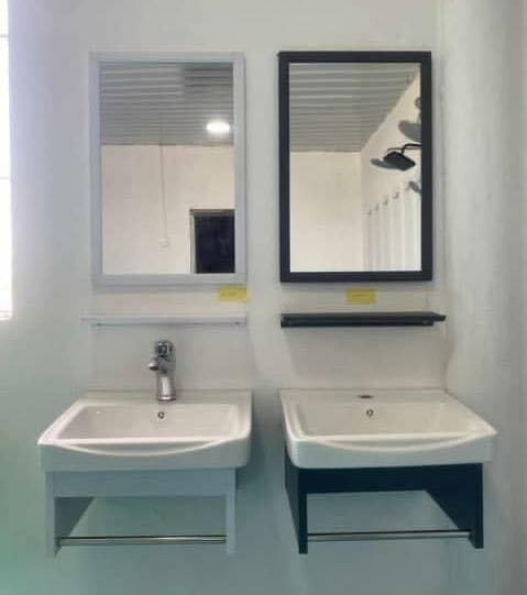Hanging cabinet basin