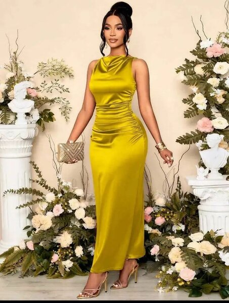 Robe de Soirée Satin Élégant
