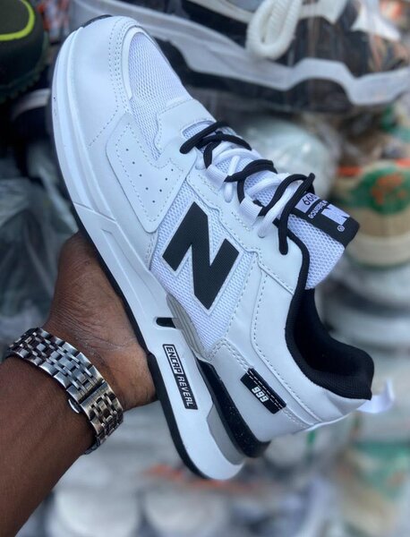 Mens sneaker