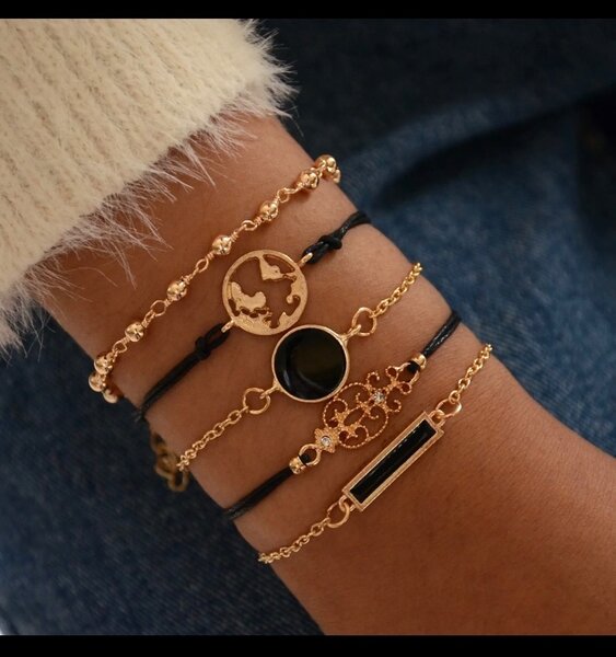 Bracelet