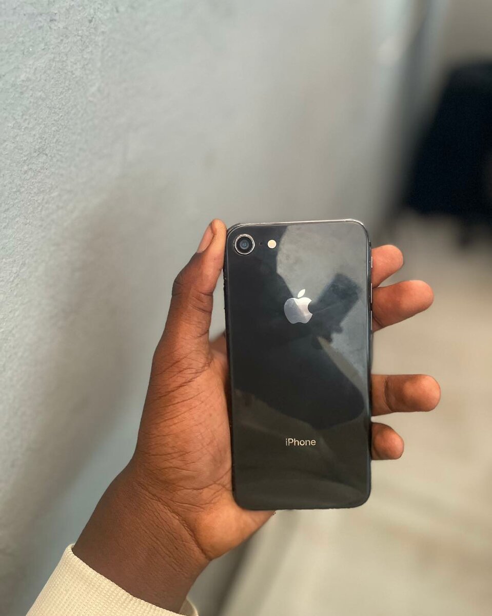 iPhone 8