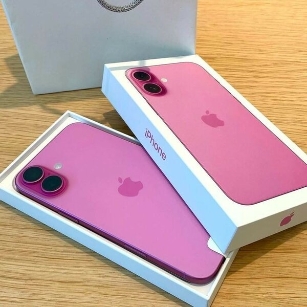 iPhone 16 UK use