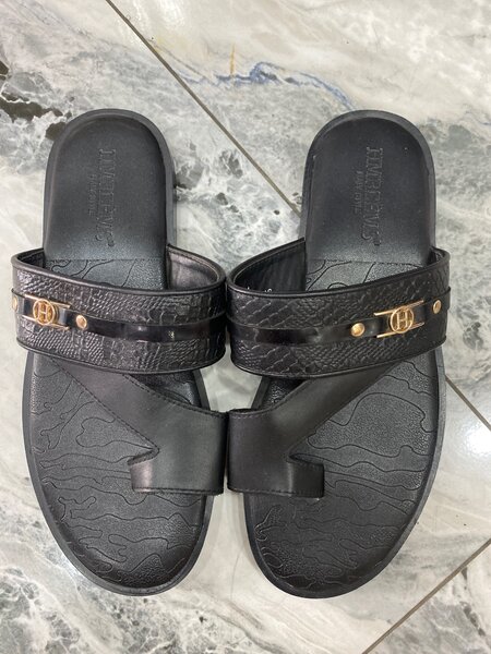 Sandals en cuirs