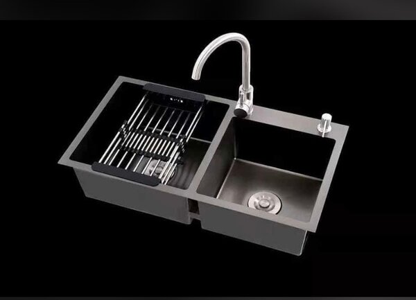 Kitchen sink