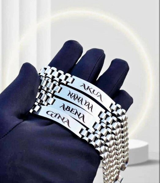 Bracelet