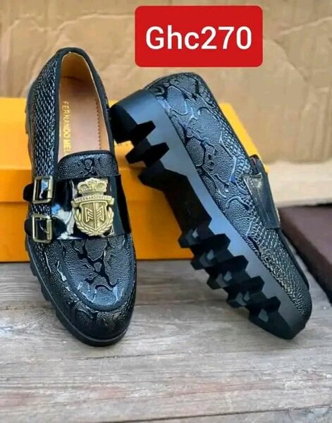 Men's shoes