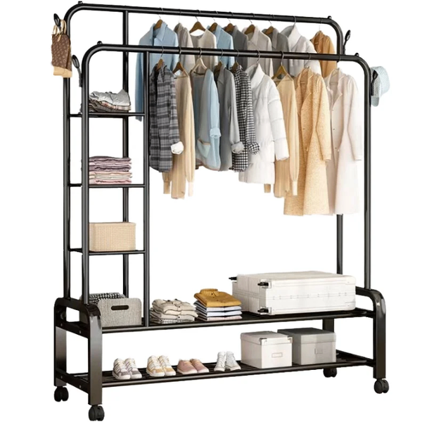 Porte-vêtements sur roulettes