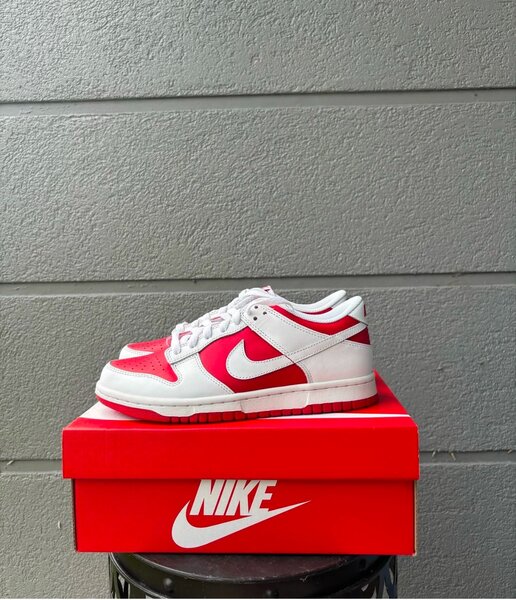 Jordan 1 red vala