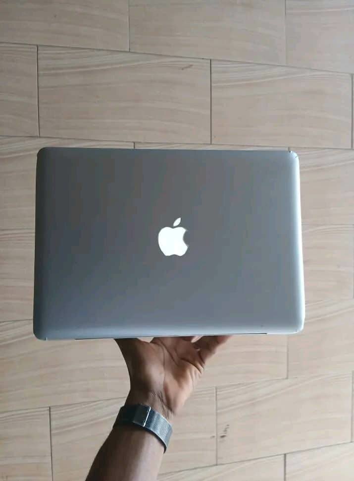 Ordinateur Portable Apple MacBook