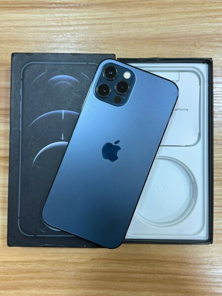 iPhone 12 Pro juste descellé