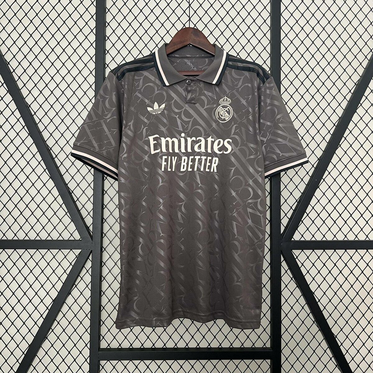 Maillot third Réal Madrid écussons en broderie