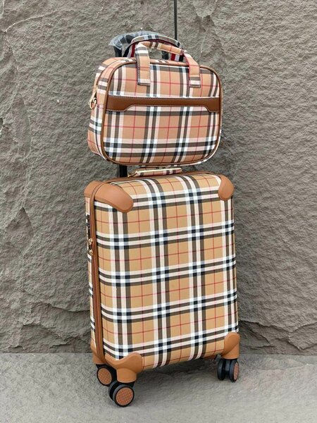 Luxury travel set