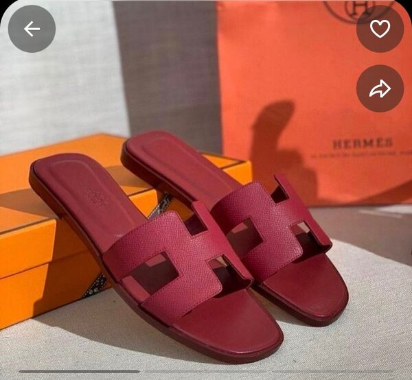 Ladies slippers