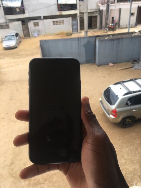iPhone 11