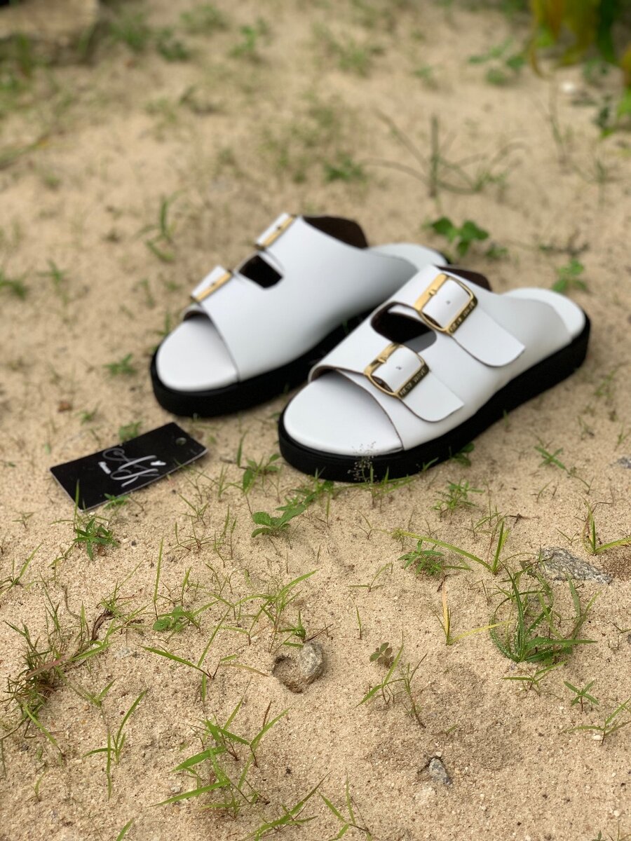 Sandale