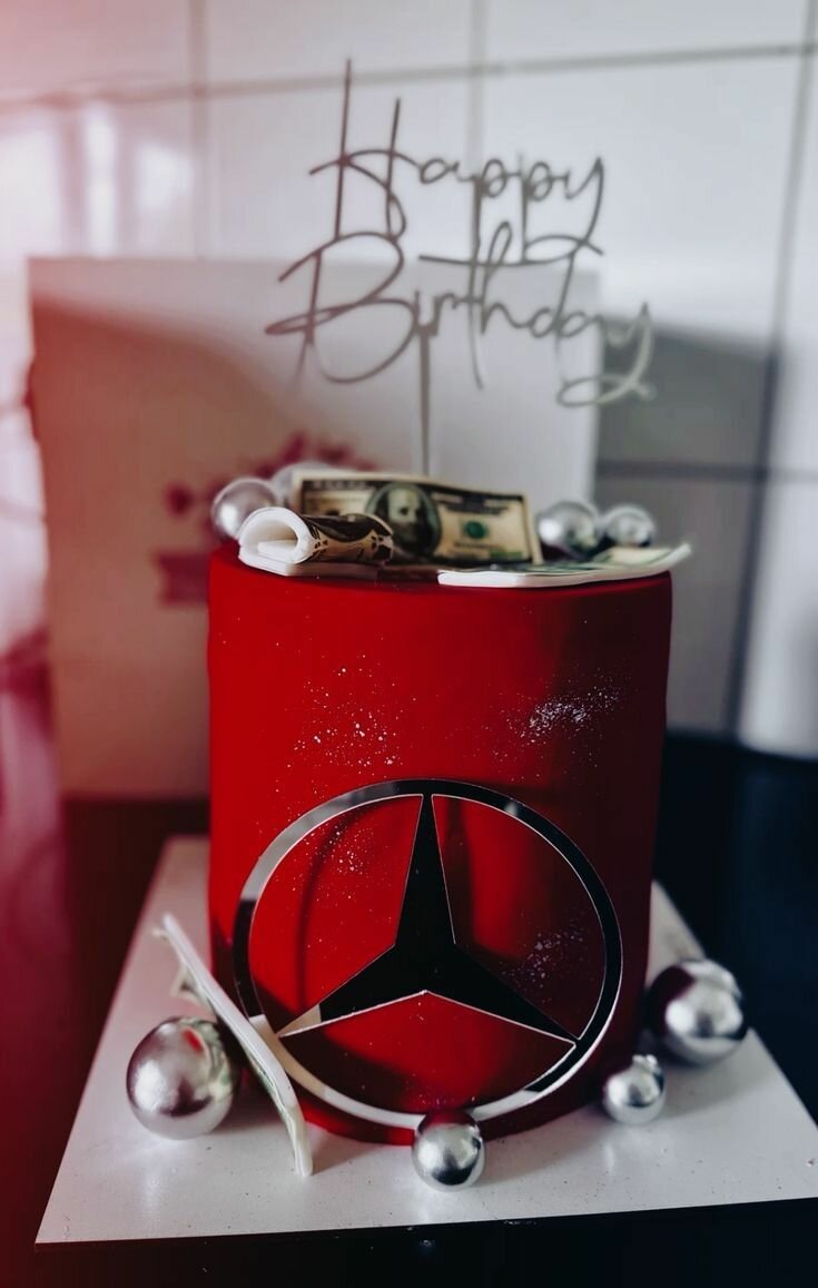 Car themed cake