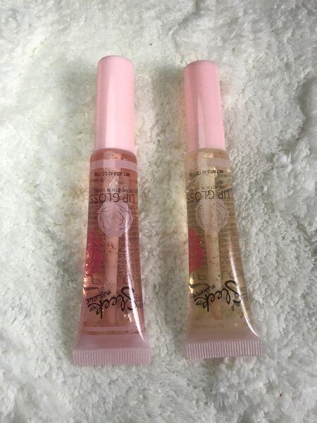 Sleek lipgloss