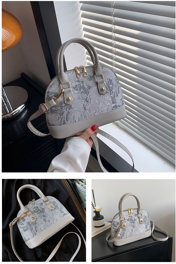 Ladies cute bag