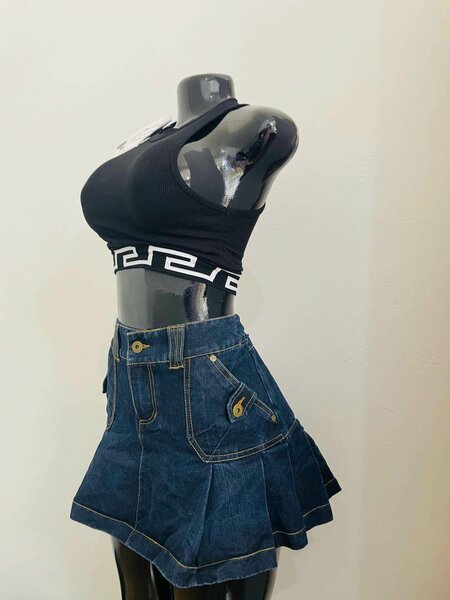 Lipsy closet