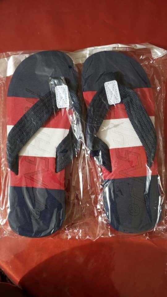 Tongs colorés unisexes