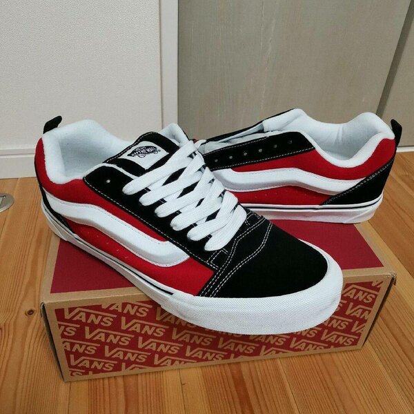 VANS KNU SKOOL