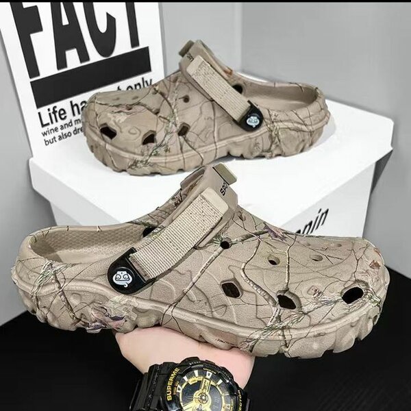 Men crocs