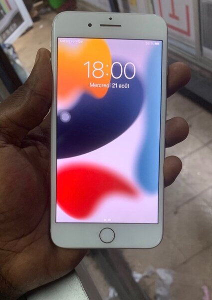 iPhone 7 Plus 128 Go Argent