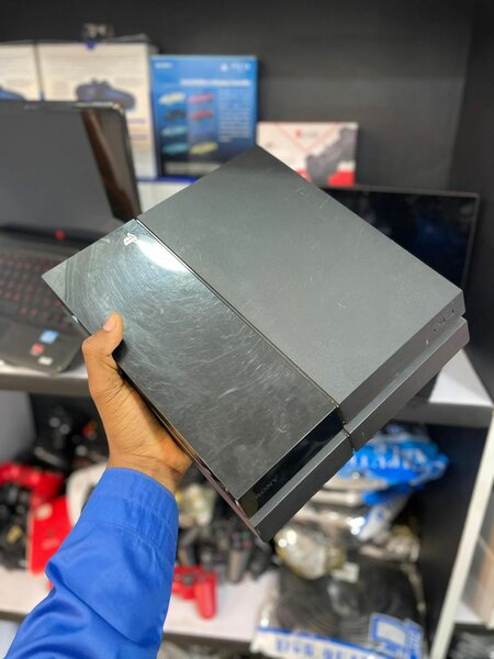 PS4 Standard