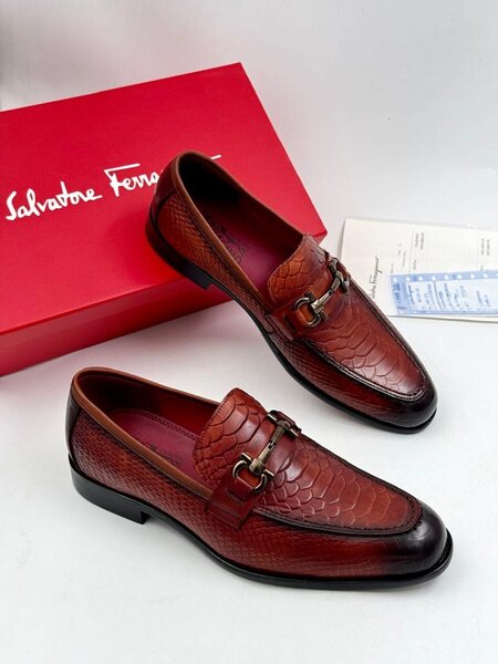 EXECUTIVE SHOES