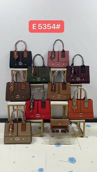 SOLID HAND HELD BAG
