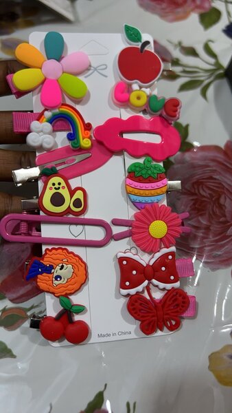 Mini hair clips